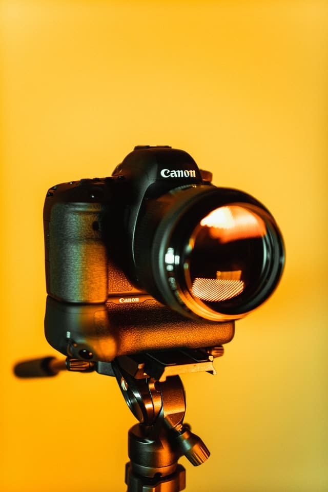 dslr-camera